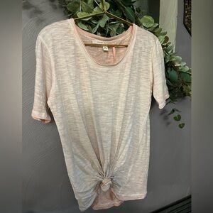 Chelsea & Violet‎ Top